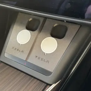 Dual magsafe oplader plade til Iphone 15/16 - Tesla model S
