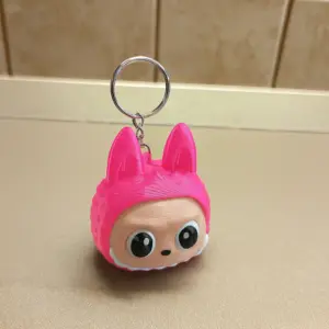 Labubu nøglering